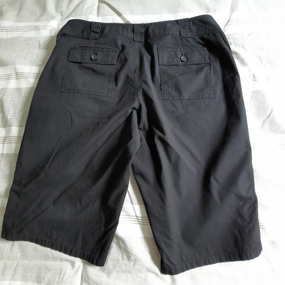 Stamp 10 Size 12 Women's Bermuda Dress Walking Shorts Black Roll up hem - Picture 2 of 5